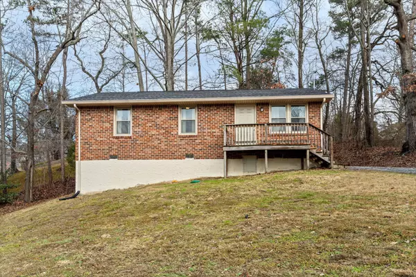 3745 SE Williamsburg Road, Cleveland, TN 37323