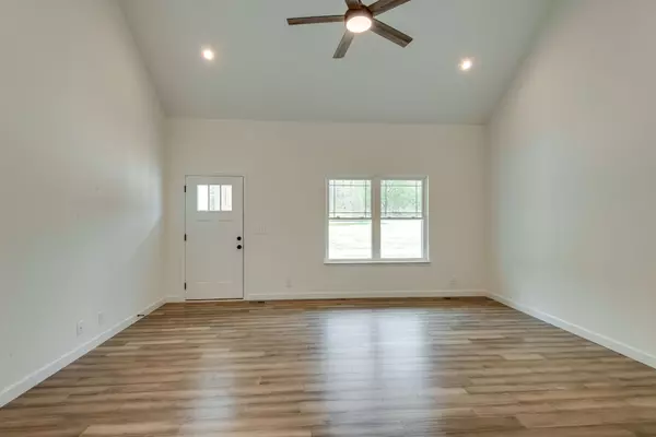 Dickson, TN 37055,732 Lucas Road