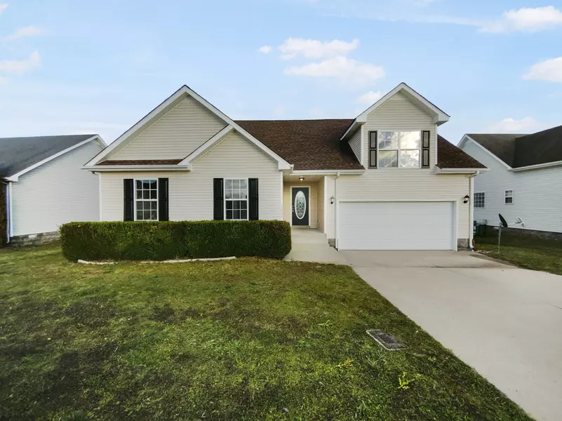 3657 S Naples Ct, Clarksville, TN 37040