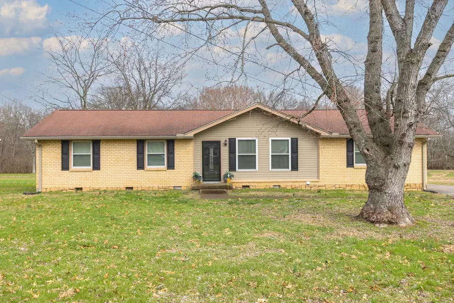 273 Southburn Dr, Hendersonville, TN 37075