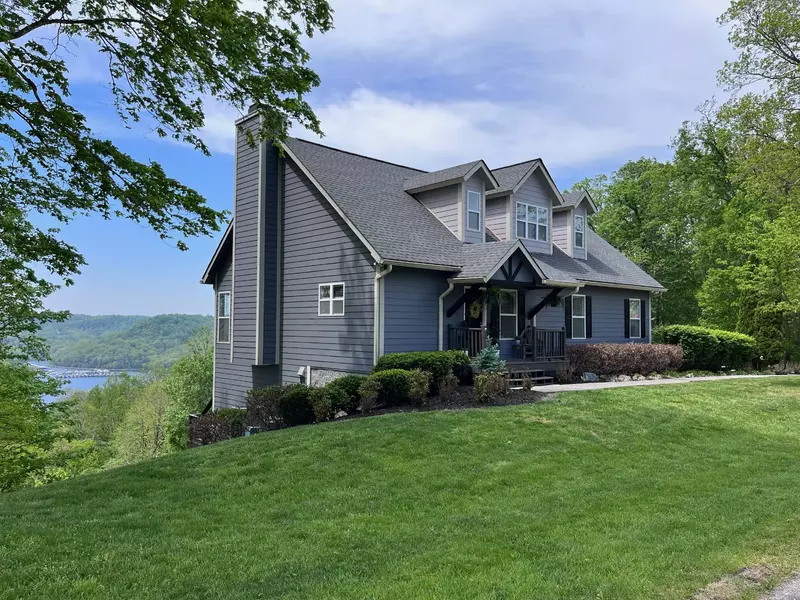 475 Seaton Dr, Smithville, TN 37166