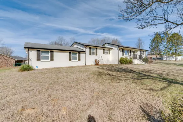 Greenbrier, TN 37073,2750 Heights Circle Dr