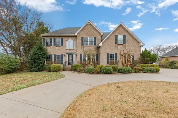 790 Osborne Ln, Murfreesboro, TN 37130