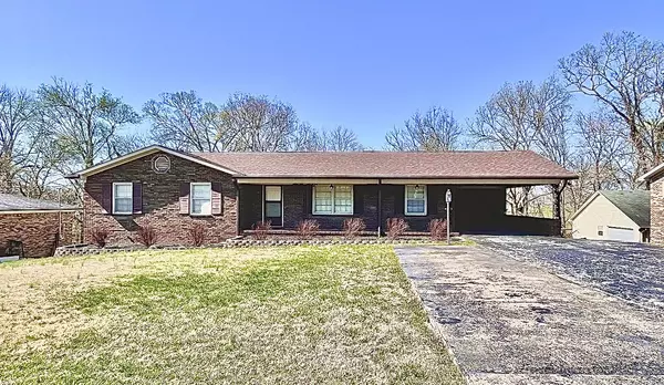Hopkinsville, KY 42240,326 Donna Dr