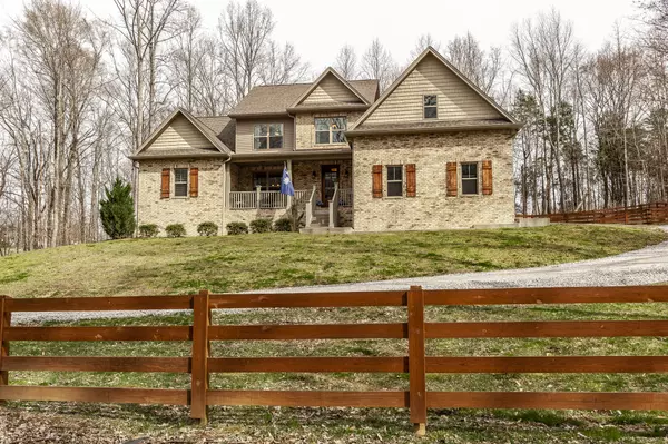 2719 Heights Circle Dr, Greenbrier, TN 37073