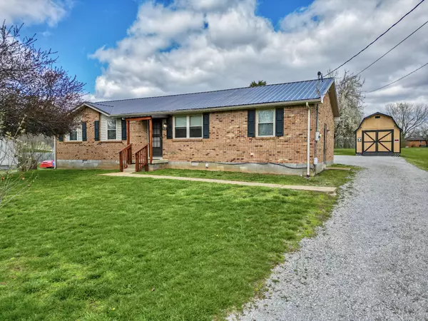 212 Lyons Ln,  Columbia,  TN 38401