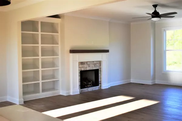 Harrison, TN 37341,8716 Woodbury Acre Court #29