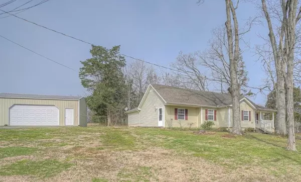 951 Clem Circle, Shelbyville, TN 37160