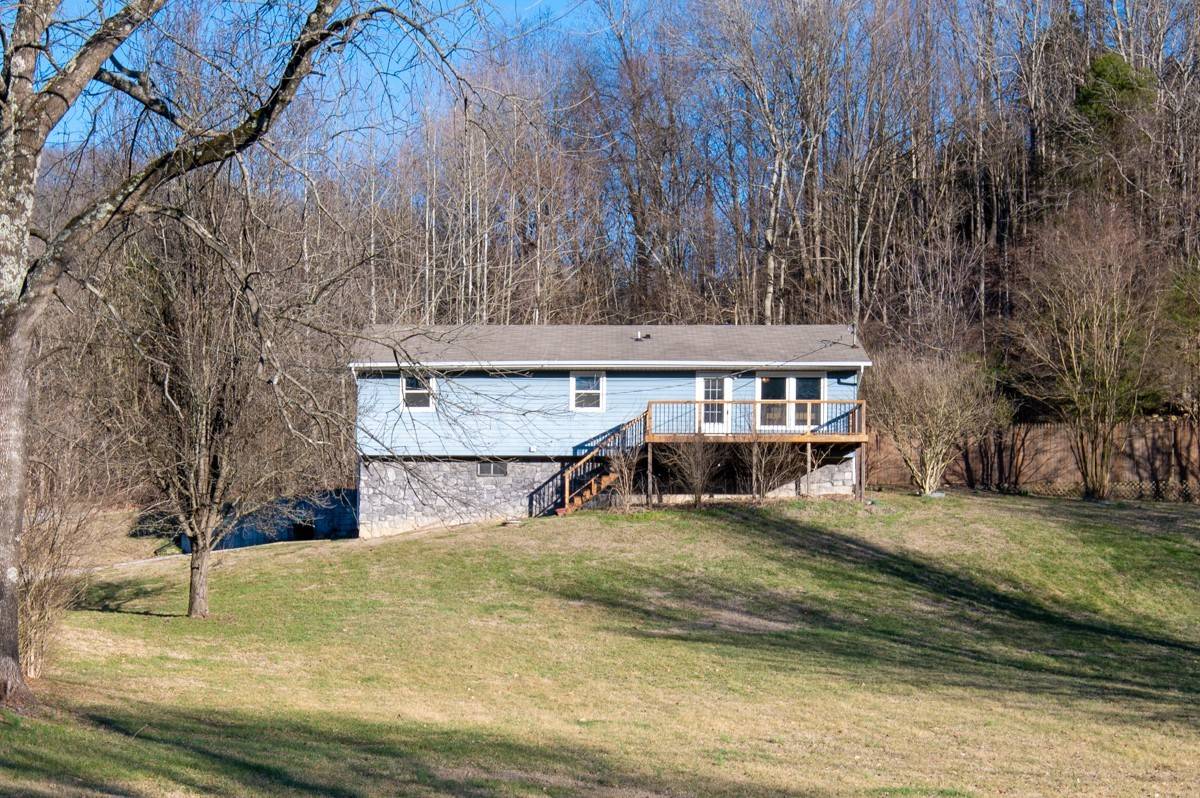 1300 Slaters Creek Rd, Goodlettsville, TN 37072