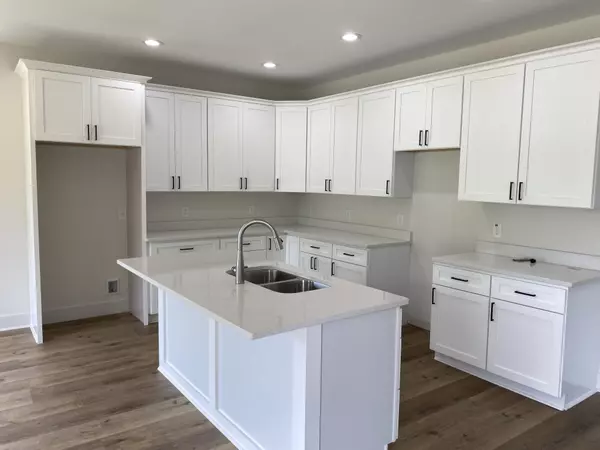 Lewisburg, TN 37091,1832 Twin Caves Dr