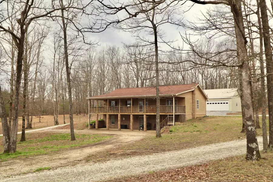 606 Fortner Rd, Mc Ewen, TN 37101