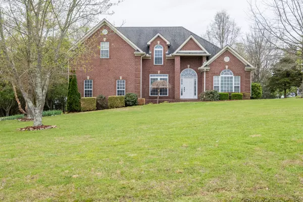1439 Oak Leaf Dr,  Columbia,  TN 38401
