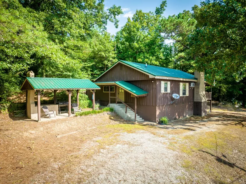 654 N Morgan Creek Road, Sugar Tree, TN 38380