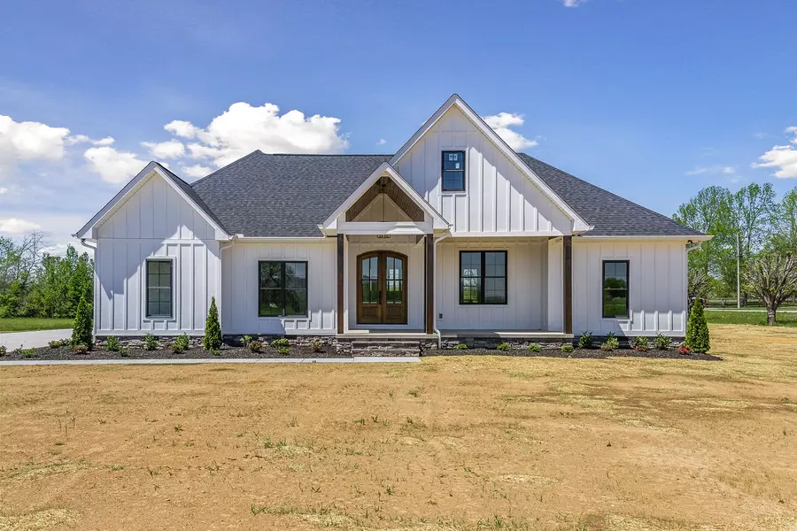 30 Hancock Dr, Morrison, TN 37357