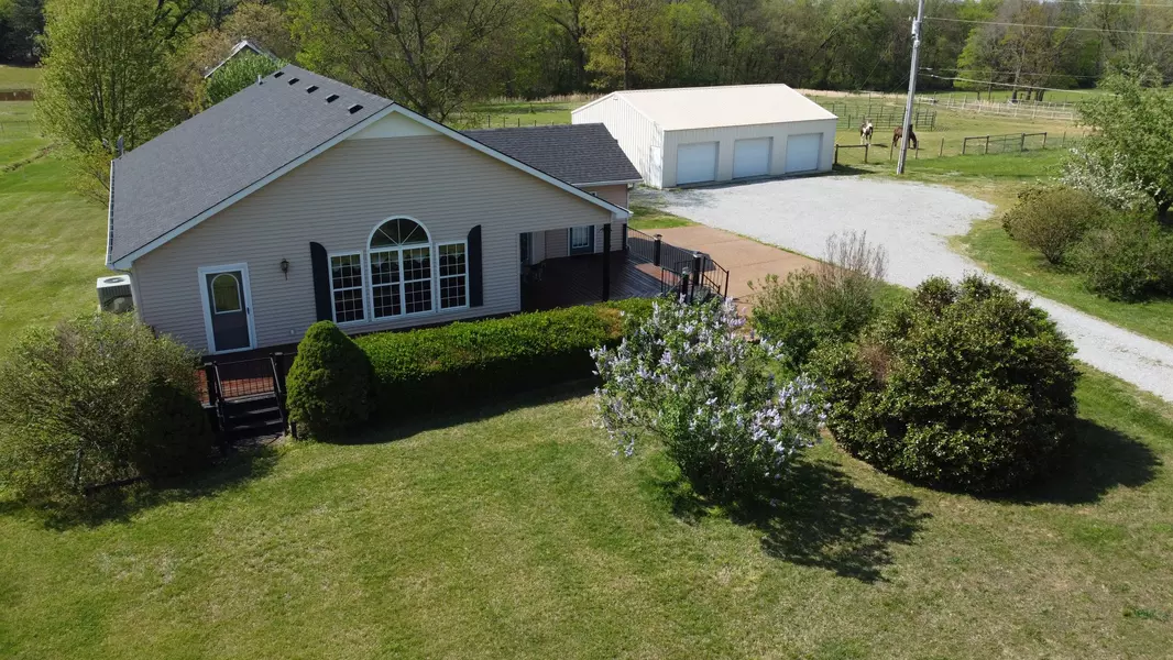 5875 HWY 31W, Portland, TN 37148