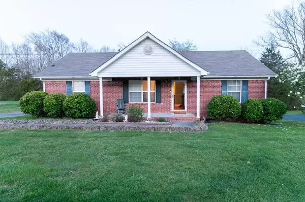 933 Foxboro Dr, Lewisburg, TN 37091