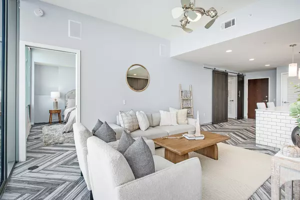 Nashville, TN 37203,1212 Laurel St #305