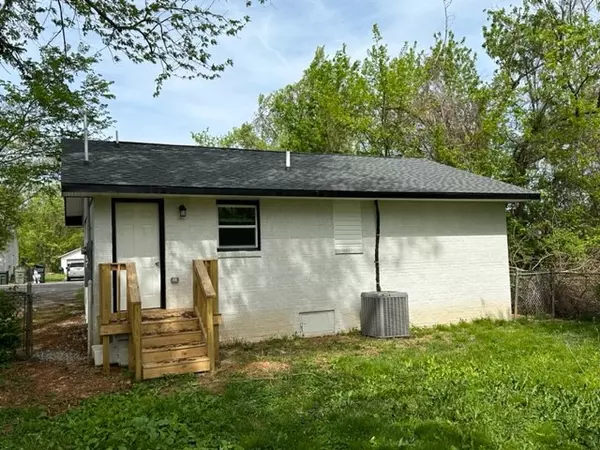 Hopkinsville, KY 42240,168 N Jessup Ave