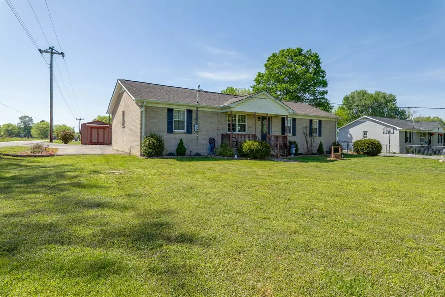 112 Walnut St, Unionville, TN 37180