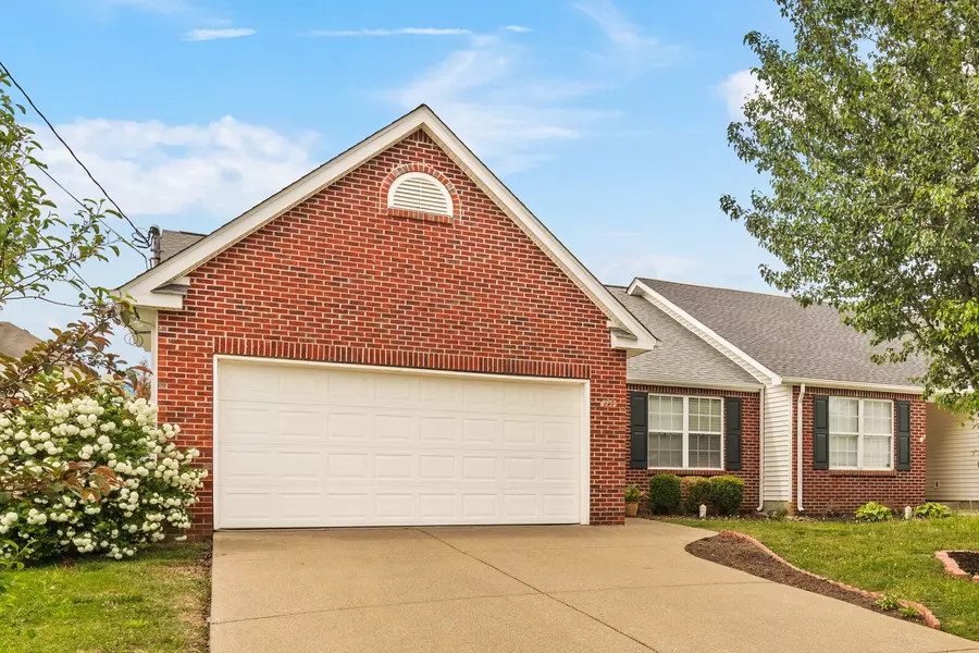 1033 Stonemark Trl, La Vergne, TN 37086