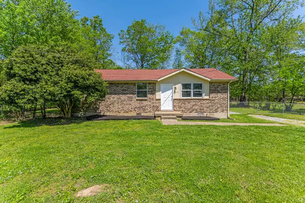 342 Woodale Dr, Clarksville, TN 37042