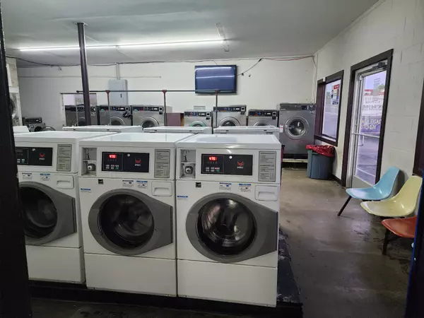 Smithville, TN 37166,456 W Broad St