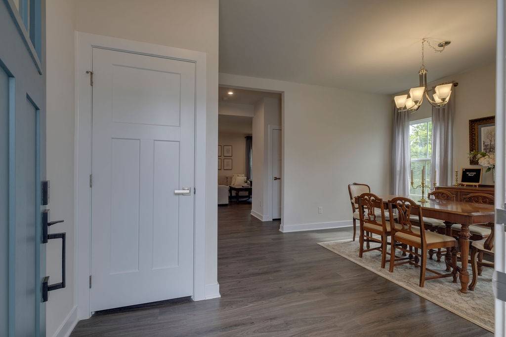 Brentwood, TN 37027,2017 Tanager Dr