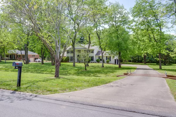 Brentwood, TN 37027,829 Coxboro Dr