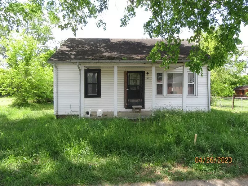 1913 Center St, Hopkinsville, KY 42240