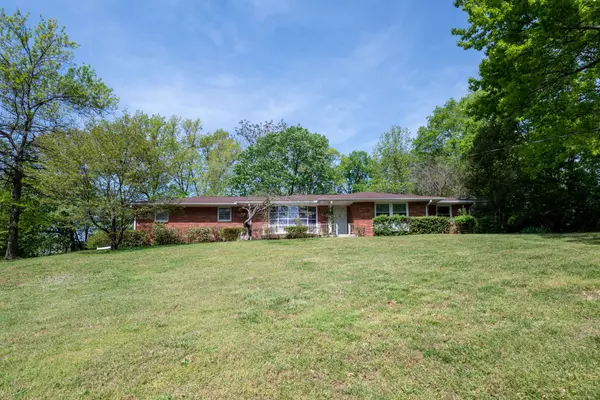 427 Bunkerhill Dr, Nashville, TN 37217