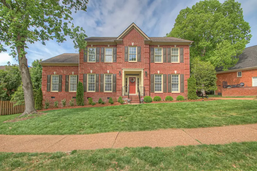 529 Crofton Park Ln, Franklin, TN 37069