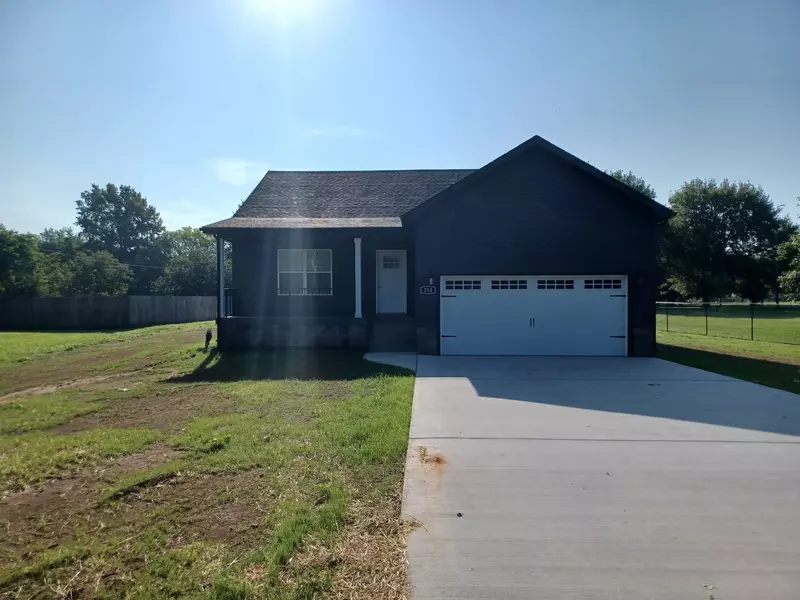 210 Alabama Ave, Oak Grove, KY 42262