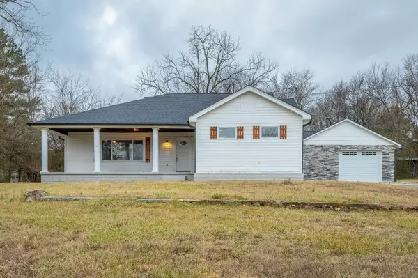 6403 Harrison Pike, Chattanooga, TN 37416