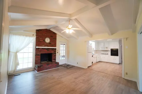 Hendersonville, TN 37075,111 Laurel Ln