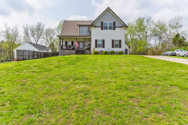 714 Pebble Point Rd,  Lebanon,  TN 37087