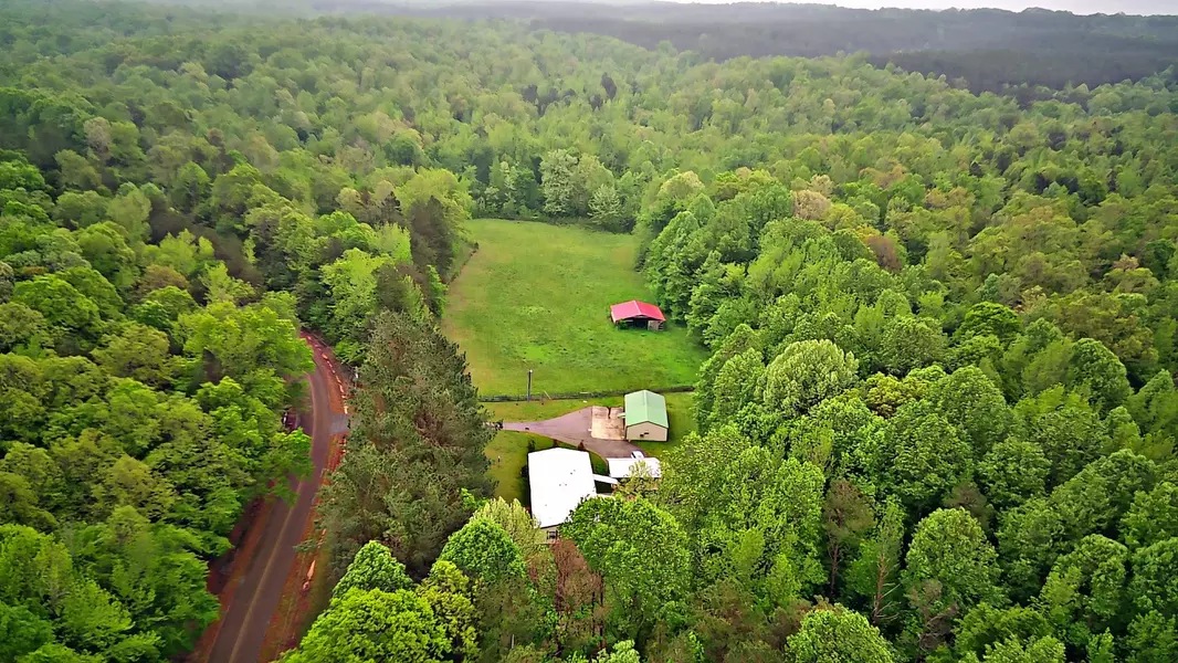 4027 Forrest Hill Rd, Bolivar, TN 38008