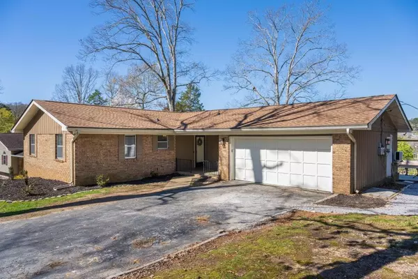 Hixson, TN 37343,7844 Huntington Forest Drive