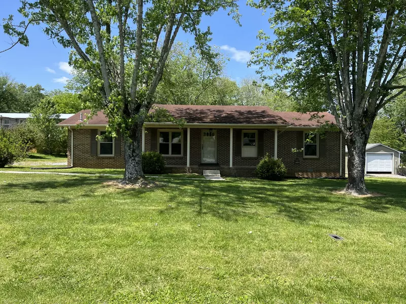 114 Lee Ave, Woodbury, TN 37190