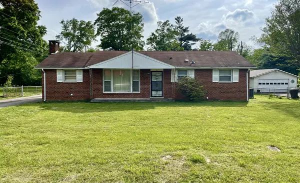 8 Sevier St, Clarksville, TN 37042