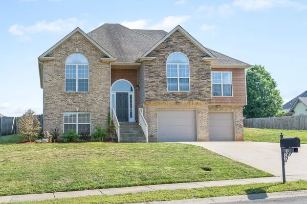 Clarksville, TN 37043,709 W Accipiter Cir