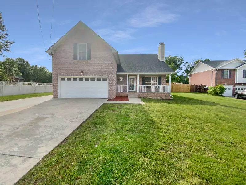 1380 Bluebonnet Dr, Clarksville, TN 37042