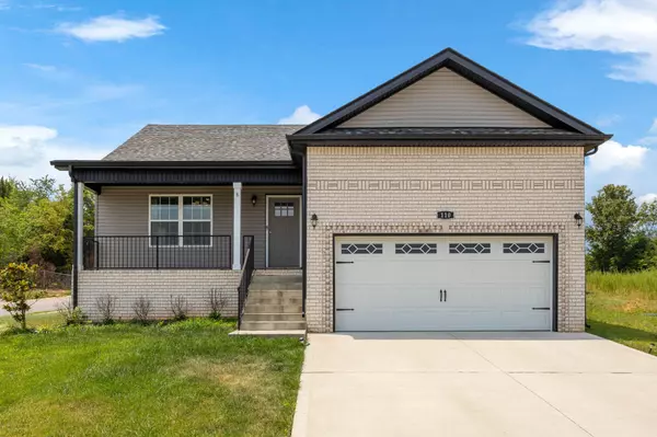 110 Tomahawk Pt, Clarksville, TN 37040