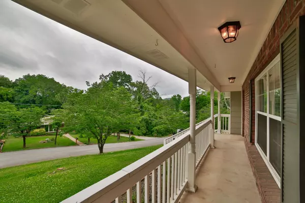 Chattanooga, TN 37415,3009 Lancaster Circle