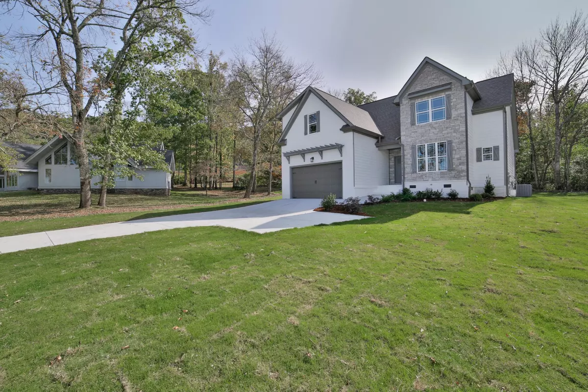 Ooltewah, TN 37363,8938 Cattails Creek Way