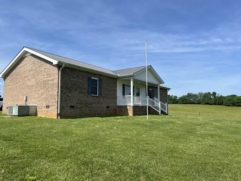 152 Bosham Rd, Westmoreland, TN 37186