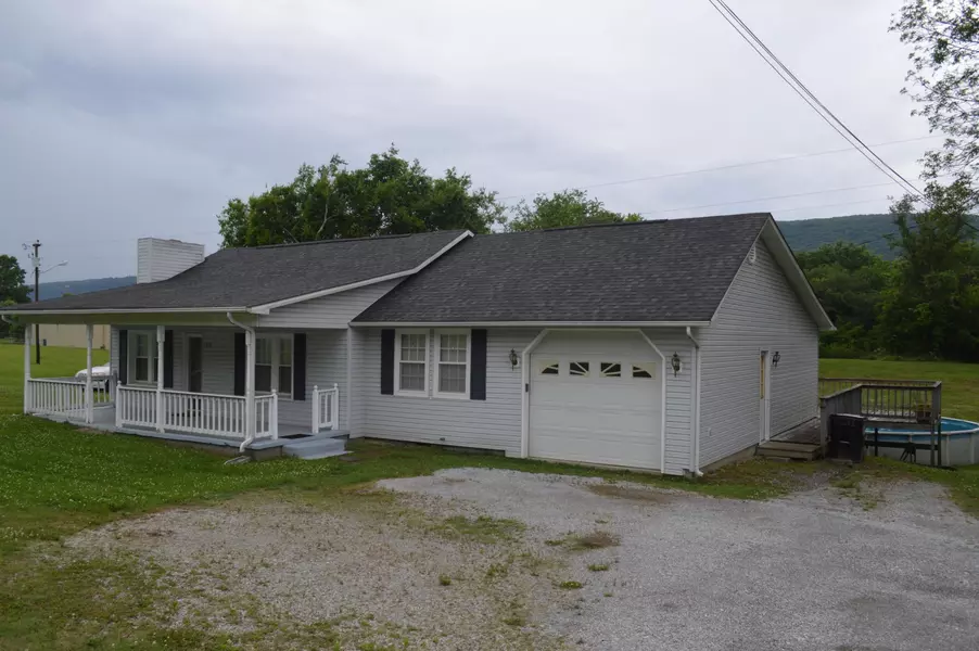 1015 Main Street, Dunlap, TN 37327