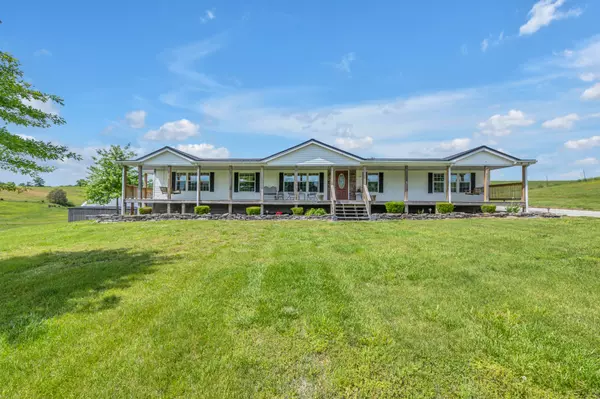 120 Holmes Gap Rd, Brush Creek, TN 38547