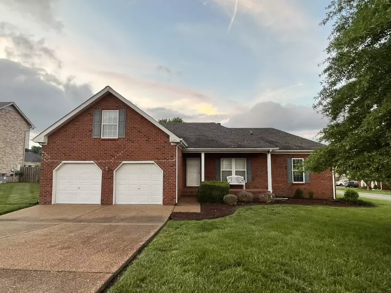 1027 Rutherford Way, Hendersonville, TN 37075