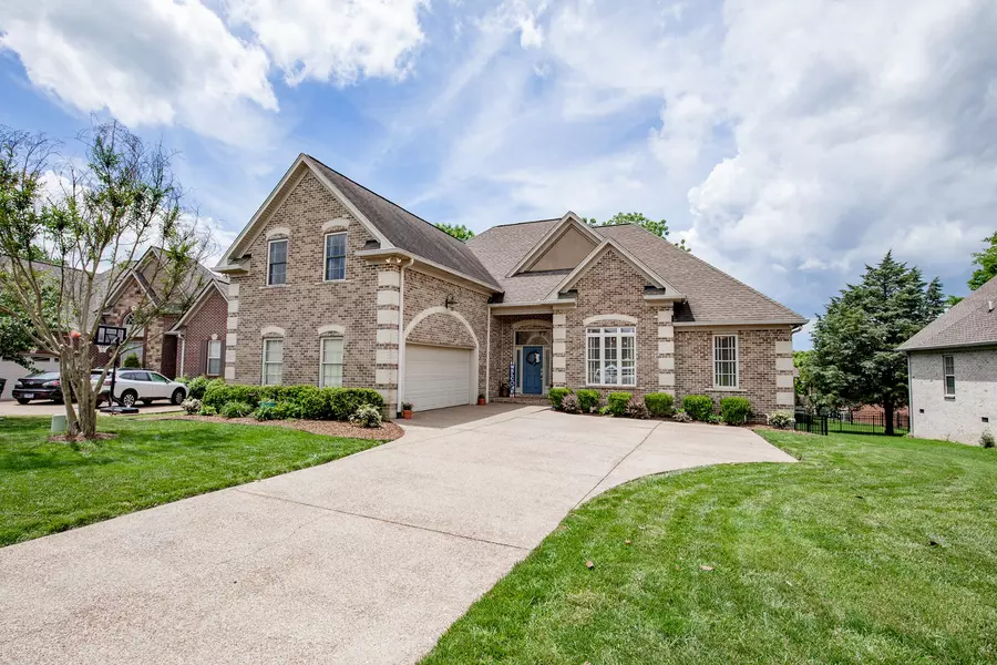 108 Keene Vly #S, Hendersonville, TN 37075