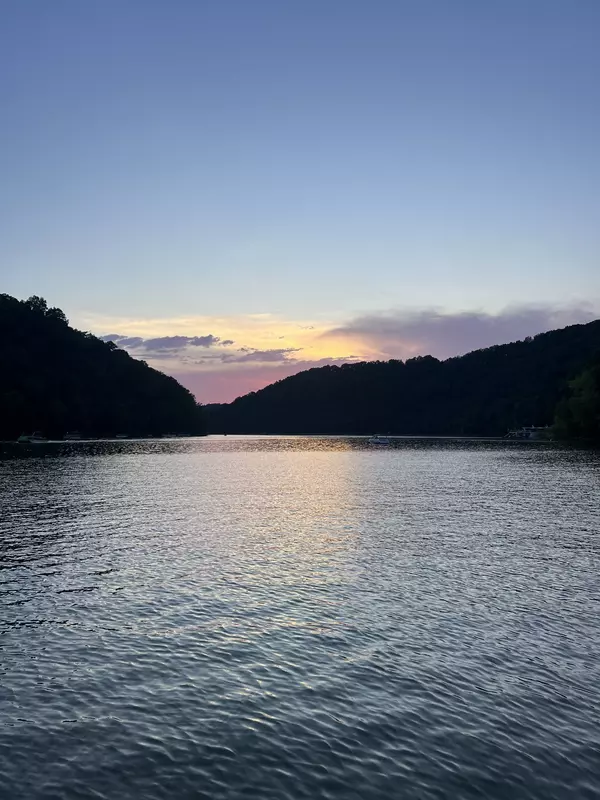 Lancaster, TN 38569,25 Harbor Dr